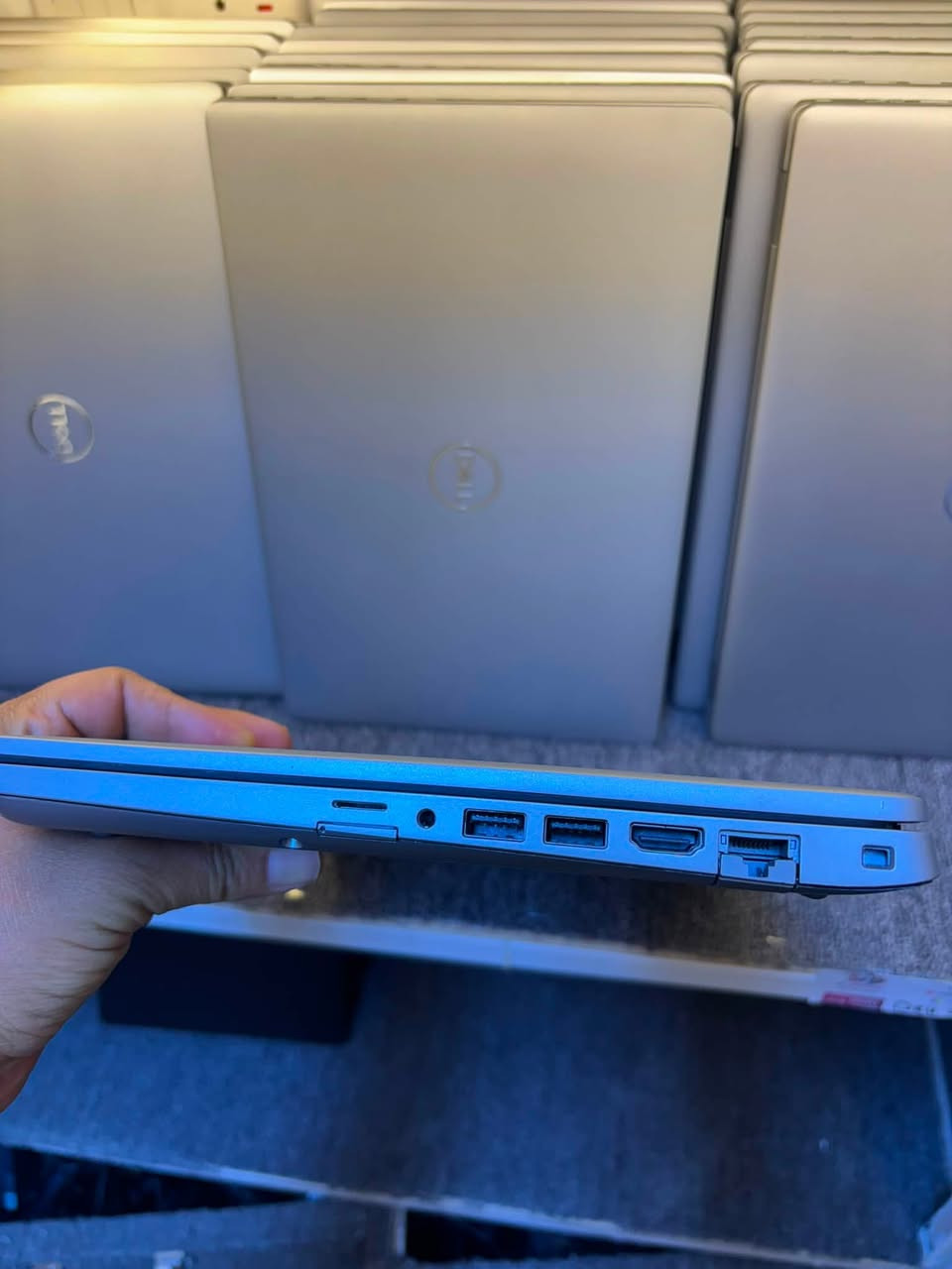للاخوان اصحاب المكاتب يتوفر عدد جيد من
Dell 5410
i5 10 th 
8G
256G
14
للتواصل على واتساب

https://wa.me/message/7LLVZQQMS7LDJ1
***********
