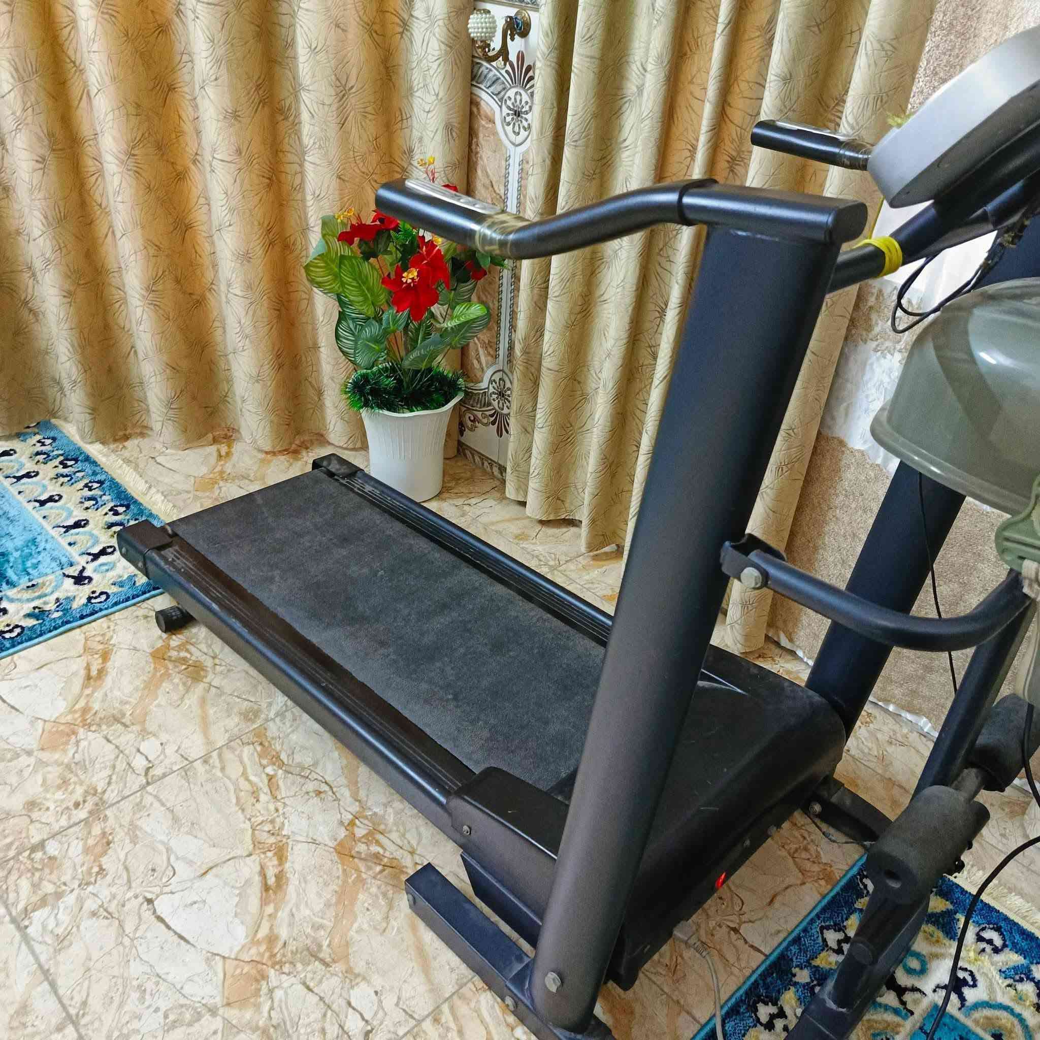 للبيع جهاز ركض 🏃و حرق دهون بطن جهاز شغال وكامل قيم وخذ واتساب ***********
مكانة حي الأمانة بصف شارع فلسطين
