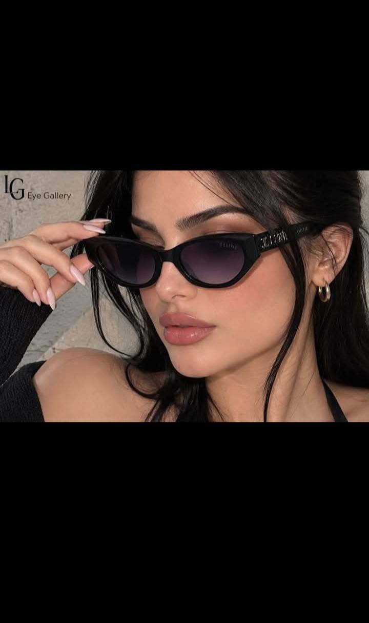 ⁨ ⁨ ⁨ ⁨ ⁨ ⁨ ⁨ ⁨ ⁨ 😍 عرض لفترة محدوده 🔥ب٢٥ الف بس 
درجة أولى كوالتي عالي 🔥😎
موديلات مختلفه تناسب جميع الأذواق 😍😍
اختار نظارتك… وخلي حضورك يحچي عنك 👓✨ 
للطلب والاستفسار مراسلة الصفحة 📥
او على واتساب ***********
متوفر توصيل لجميع محافظات العراق ب 5 آلاف بس 🚛🌷
#اكسبلور  #اكسبلورر_فولو🔥💜_لايك  #ترند # #اكسبلورر_فولو🔥💜_لايك_كومنتت_يعسلل🐝🍯شوفو_البوستات_الي_قبل_راح_تعجبكم😍🌹⁩

نص مكتوب في الصور:
- IG Eye Gallery