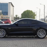 هاي مو سياره عاديه هاي قنبله  موستنك جيتي 5000 فقط مراوس  وبشي حلو   ا...