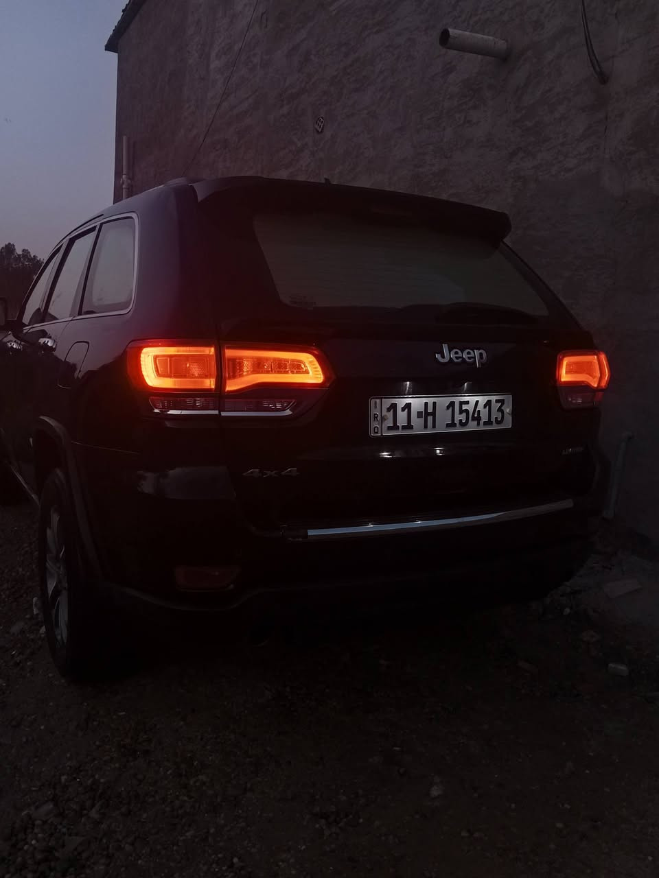 السلا وعليكم للبيع جيب موديل 14 خليجي رقم بغداد مشروع وطني بسمي لمتد فول للخير مزوعه شتريد بيهه ماشيه 108 السياره فول نضافه كير محرك مكينه تبريد كله جديد مناقصهه برغي السعر 185 بيهه فقط باب السايق مبدل بلادي اي ستفسار اني حاضر *********** واتساب تصال
