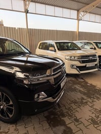لاندكروزر GXR • ٢٠١٧ • رقم اربيل