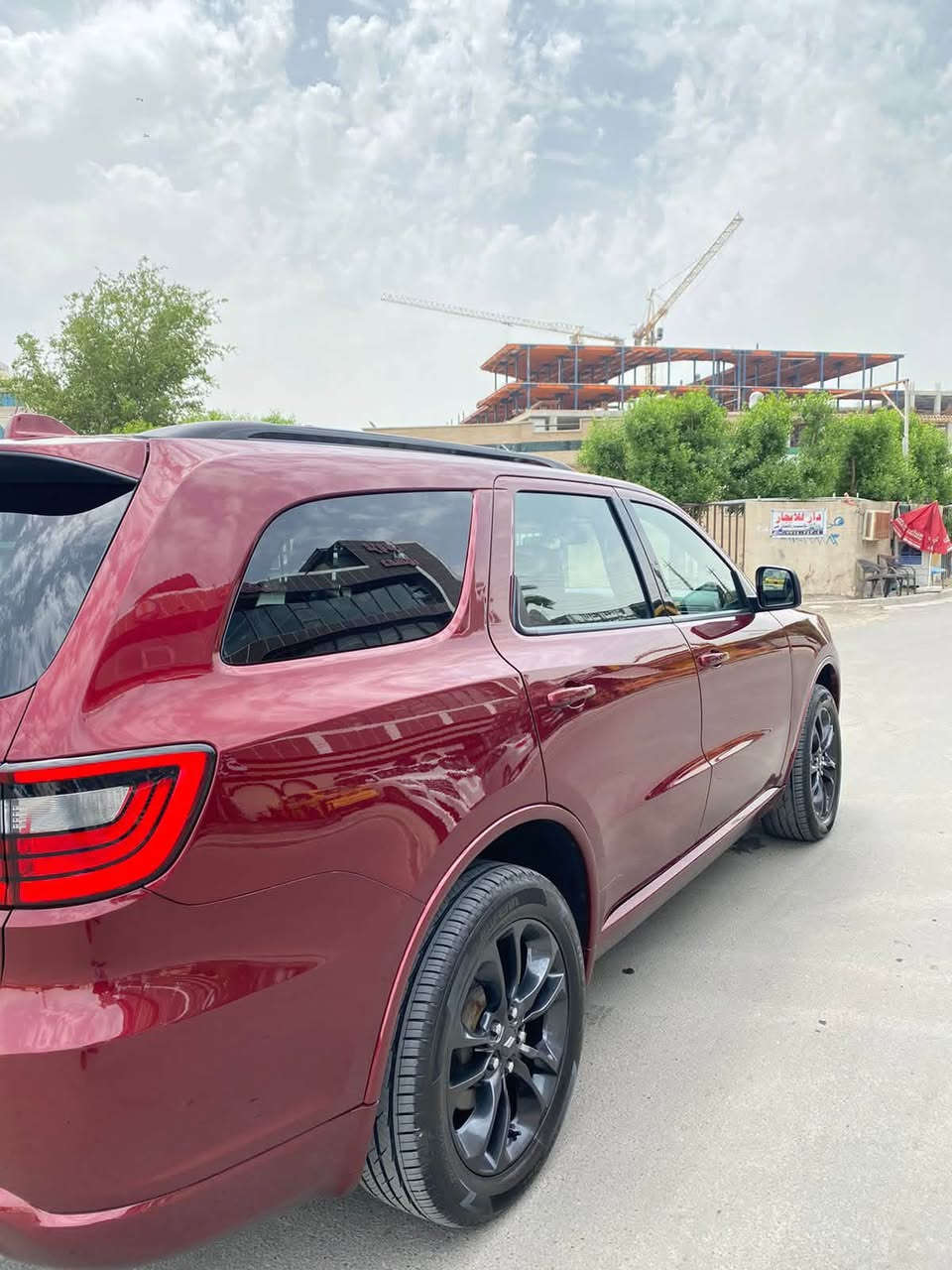 � للبيع Dodge Durango GT 2022 🇨🇦
    •كلين بدون حادث
•ماشية 90الف ميل
•قمارة سلايت
• وارد كندي 🇨🇦
• الفئة: GT
• الموديل: 2022
• المحرك: 3.6L Pentastar V6
• القوة: 295 حصان
• القير: أوتوماتيك 8 سرعات
• نظام الدفع: AWD فور ويل
• جنوط 20 إنچ
• 3 صفوف مقاعد
• تشغيل عن بُعد
• تشغيل بصمة + دخول بدون مفتاح
• تدفئة مقاعد أمامية
• تدفئة ستيرن
• كاميرا خلفية
• حساسات خلفية
• Apple CarPlay + Android Auto
• تحكم مناخي متعدد المناطق
• مثبت سرعة
• نظام ثبات وتراكشن كنترول
• ABS ونظام مراقبة ضغط الإطارات
***********
