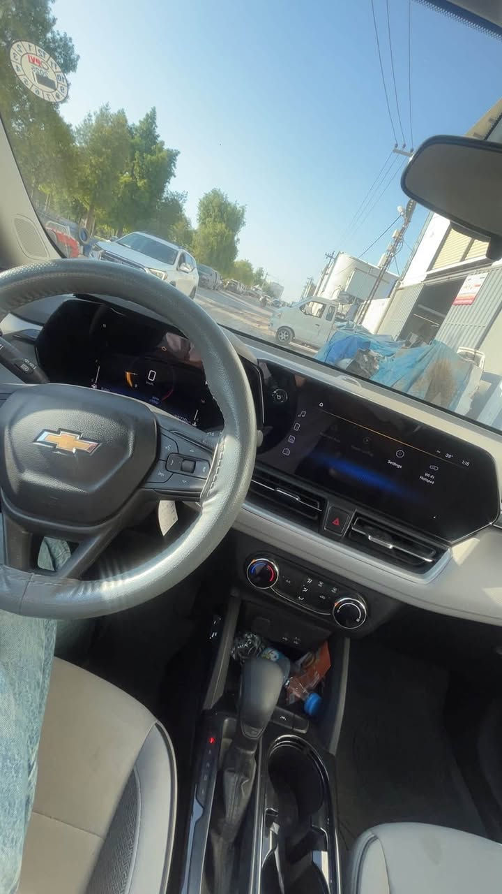 للبيع موديل 24 ماشيه 40 الف كيلو فقط رقم اربيل هزه فحص سنويه جديد حادث بابين فقط مواصفات Lsمحرك 3 سلندر سعر 130$ ومجال مكان اربيل واتساب ***********اربيل
