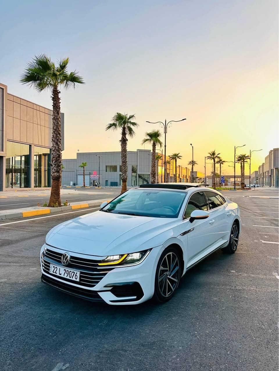 VOLKSWAGEN ARTEON SEL 
~~~~~~~~~173$💰~~~~~~~~~~

للبيع فقط و بسعر جوة سوك بلنسبة للمواصفات و نظافة 💯 

اخوان السيارة وارد امريكي بيها بوند صبغ راس شاصي جهة السكن فقط تعديل و ارباك ستيرن و بردة سيستم 💯

بجم كله راجع بلادية هسة راجع بيها من تركيا يعني رادريتر و رادارات و لايتات كله بلادية 💯

موديل : 2020
ماشية : 85 الف
لون : ابيض
محرك : 4 سلندر بانزين 20 تيربو 
رقم السيارة : اربيل الجديدة
مكان السيارة : اربيل شارع ٦٠ 📍
سعر السيارة : 17300$💰 ورقه جوة سوك 

رقم تليفون و واتساب :

***********
***********

⚜️⚜️⚜️⚜️⚜️⚜️⚜️⚜️⚜️⚜️

مواصفات فول الفول واحد على واحد 💯

گير و محرك و حدادية و تبريد جديدة دينار مصرف مابي جاهزة بدون نقص و مسويله سيرفز عام 💯

فحص و هزة و سنوية و الرقم جديدة دينار غرامة ما عليها و السيارة بأسمي تحويله مباشر نفس اليوم 💯💯 أربيل, العراق
