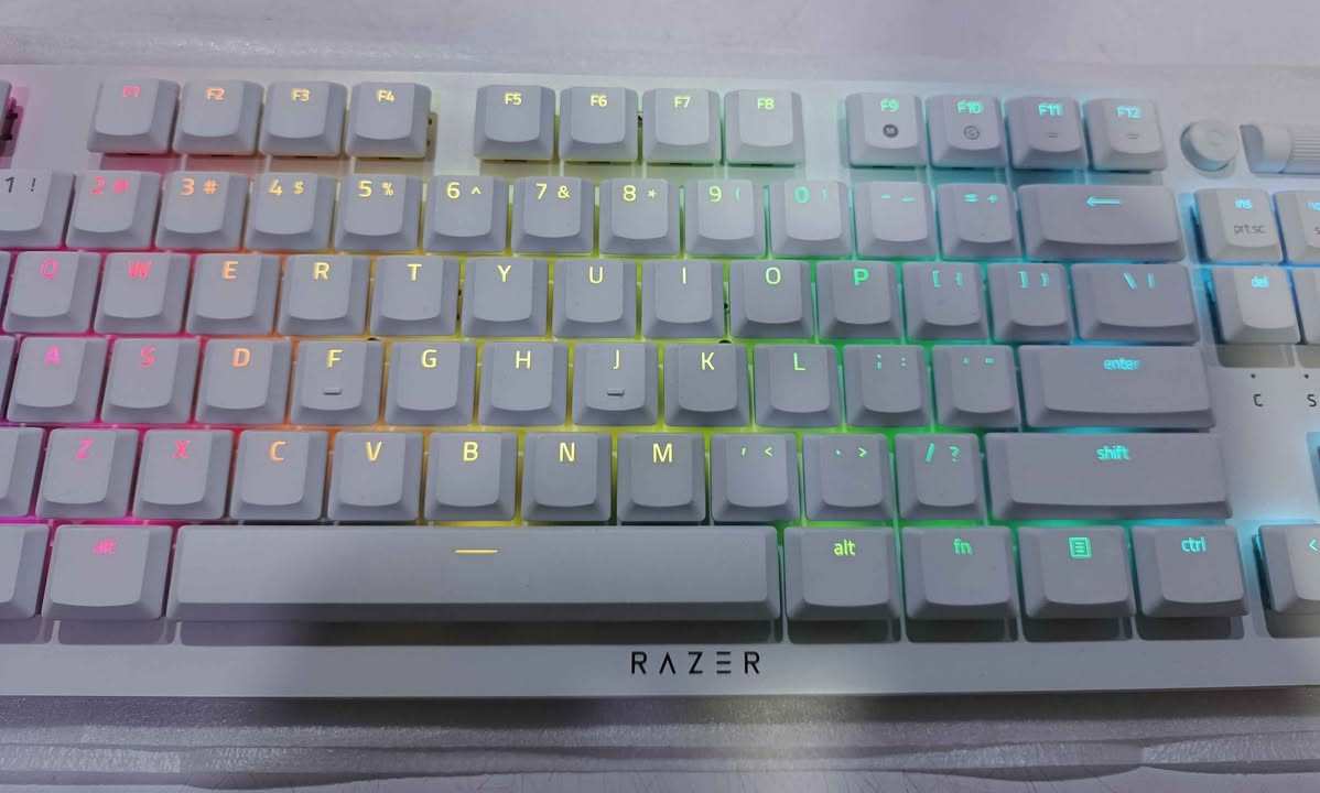 رايزر DEATHSTALKER • V2 PRO TKL • نظيف