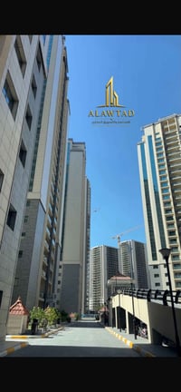 رويال ستي • ١٦١م • اطلالة المنصور