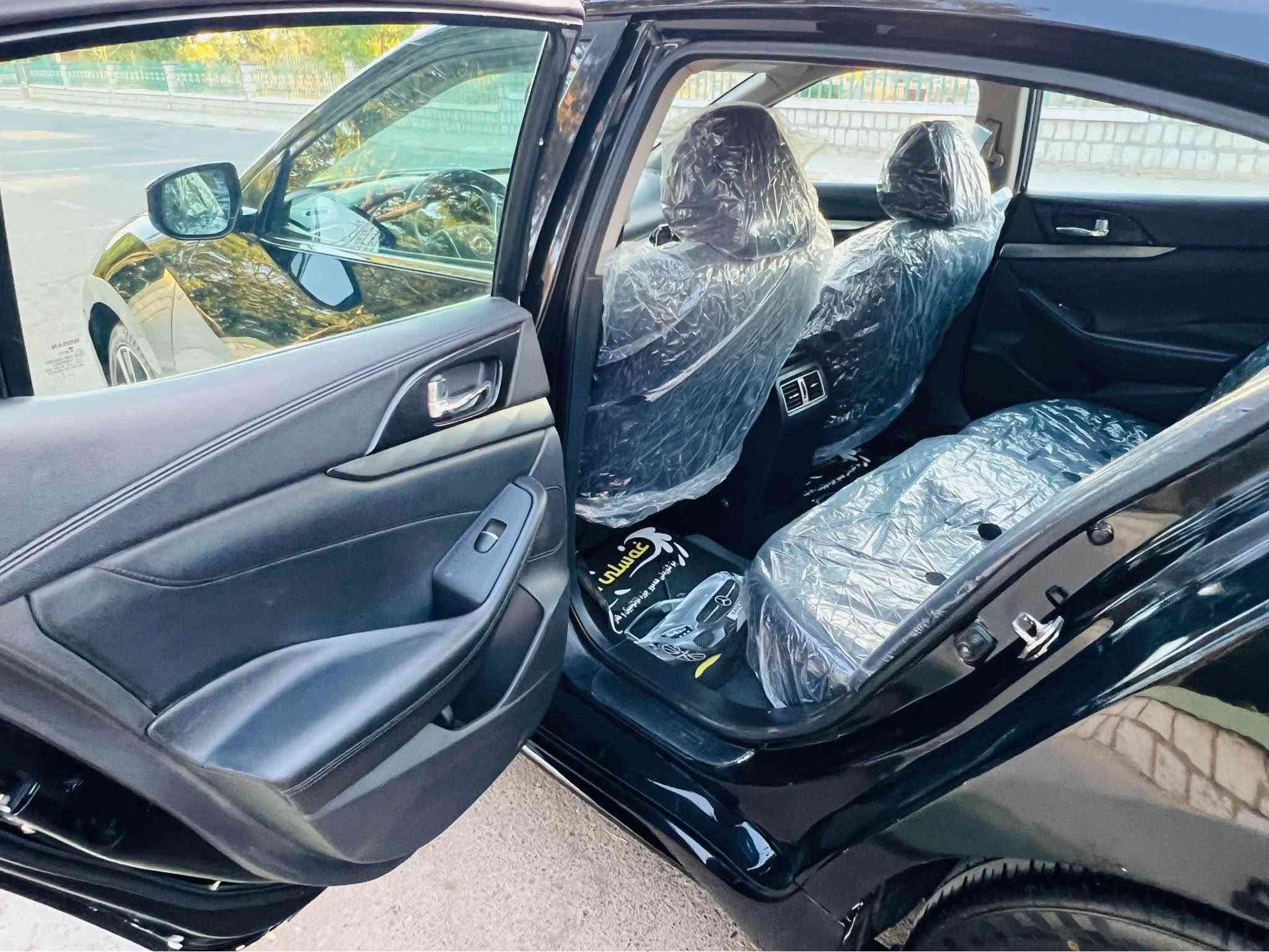 ✈️للبيع ببلاش أنظف نيسان ماكسيما موديل 2019 nissan maxima كتلوكات الشركة وياها السيارة جديدة ونظيفة بمعنى الكلمة 
✅مواصفات S 
‏‎✅محرك V6 حجم 3500 لتر بقوة 300 حصان
✅‏‎ المواصفات : بصمات عدد ثنين 2 
بصمة ابواب وبصمة تشغيل وتشغيل عن بعد 
✅أنظمة قيادة سبورت رياضي و نورمال
‏‎✅كشنات مخمل بالباكيت
‏‎✅كشن كهرباء سائق + سكن
‏‎✅تبريد قطعتين مركزي + تبريد مناخي منفصل
✅كاميرة خلفية ‎دوارة + شاشة كبيرة كار بلي +خرائط GPS 
‏‎✅ويل حجم 18
‏‎✅نقاط عمياء جانبية + تحذير الخروج عن المسار
‏‎✅كروز سرعة تحكم ستيرن + رادار أمامي 
✅اشارات بالمري تحديد مسار + تحديد سرعة 
‏‎✅اشارات ترحيب منظومة زنون أصلية 
‏‎✅ليدات امامية
‏‎✅ماوس تحكم شاشة
✅مكينة گير تبريد كهربائيات صدر كلها مكفولة بشرط الفحص
‏‎✅ماشية 98 الف ميل حقيقي  
✅الضرر  : البچم كبس والخلف كبس الضرر جانبي بابين وجامرلغ خلفي  صبغ صور السونار وصور الضرر مرفق وية المنشور ايرباك درگة جانبي فقط ومرجع بلاد سستم
‏‎✅السيارة تريد تحويل تريد وكالة سنوية ورقم جديد وبأسمي السيارة نظيفة جداً صيانة منتظمة مال جنّاي مبدل هايدروليك گير جديد + دهن مكينة جديد تخم تاير جديد 
مناسبة للمدينة والسفر تجمع بين الاداء الرياضي والفخامة 
✅السعر جداً مناسب 128$ ورقة وبيها مجال بسيط وعندي فيديو كامل للسيارة اللي يحب ادزلهيا عالخاص
مكان السيارة قضاء كلار تابع لسليمانية
للتواصل الاتصال عالرقم *********** كالار, السليمانية
