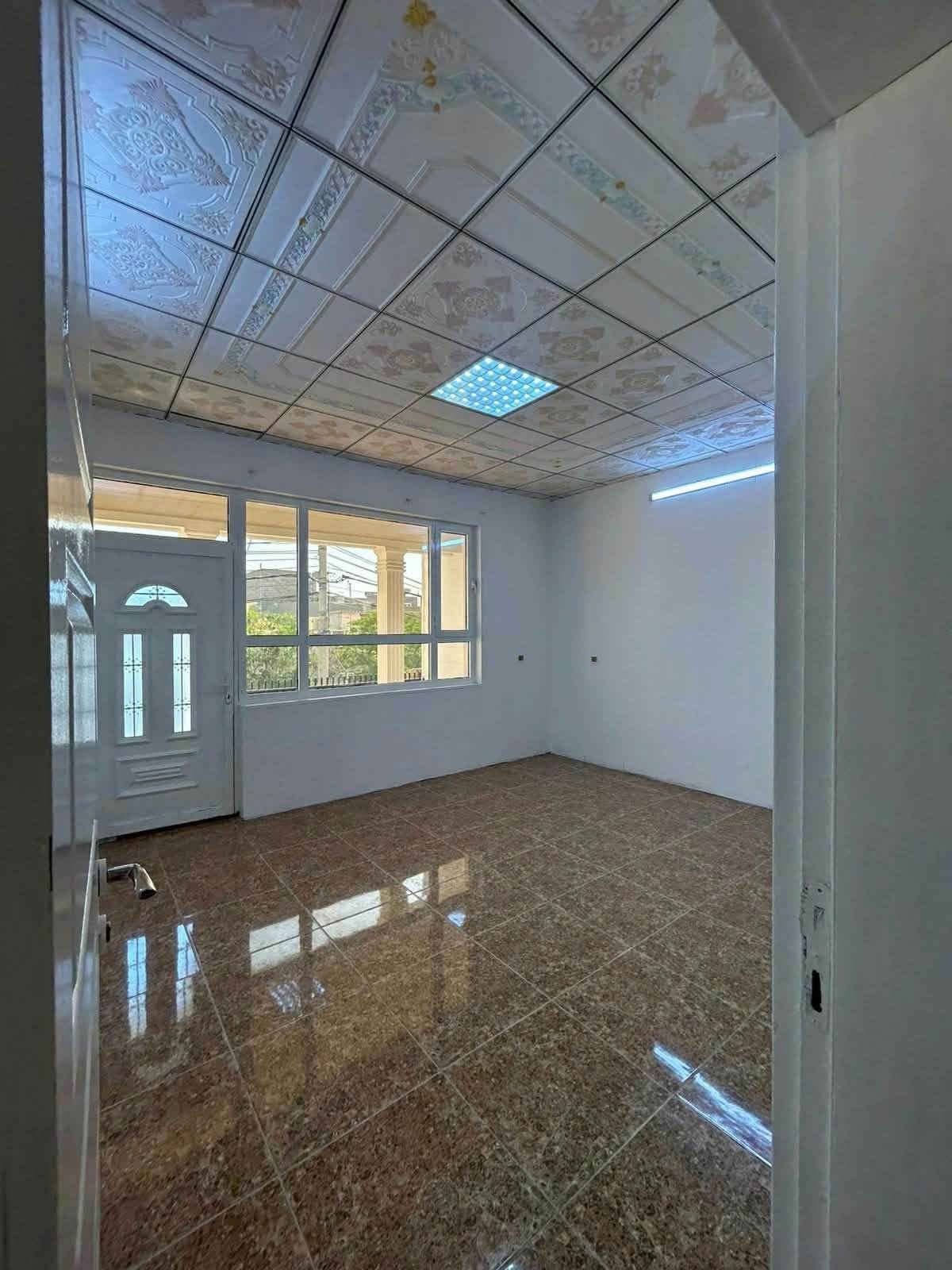 كود اعلان17/50
🔸سند طابو يتسجل بإسم اي عراقي
🔘أربيل-في مجمع مناره 
➖منزل للبيع
〰️كونتر وسبالت ويا منزل
➖مساحة 200m  طابقين 
➖يتكون من 5غرف نوم-استقبال-صاله-مطبخ-مجموعة صحيات-كراج
للتواصل 📞
***********
***********
**************
في حال لم يتوافق العقار مع رغبتكم او لم يكن بقدر امكانيتكم زوروا موقعنا على تلكرام للتصفح على اكثر عدد من العقارات المتوفرة أربيل, العراق
