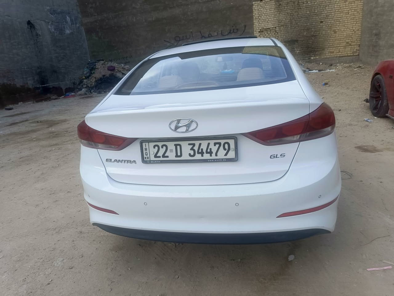 السلام عليكم شباب للبيع هونداي النترا خليجي 
موديل 2018 رقم اربيل تحويل مباشر 
فول موصفات فتحة اشاير بالمري
مكينه 2000 دوش 
السيارة نظيفة ماشيه 127 الف
5 ويل كب بنظام GLS . السيارة فقط بيهة صبغ جاملغ وباب وشخط مال خباثه السعر 127 ورقه الاستفسار *********** مكان بغداد الغزالية
