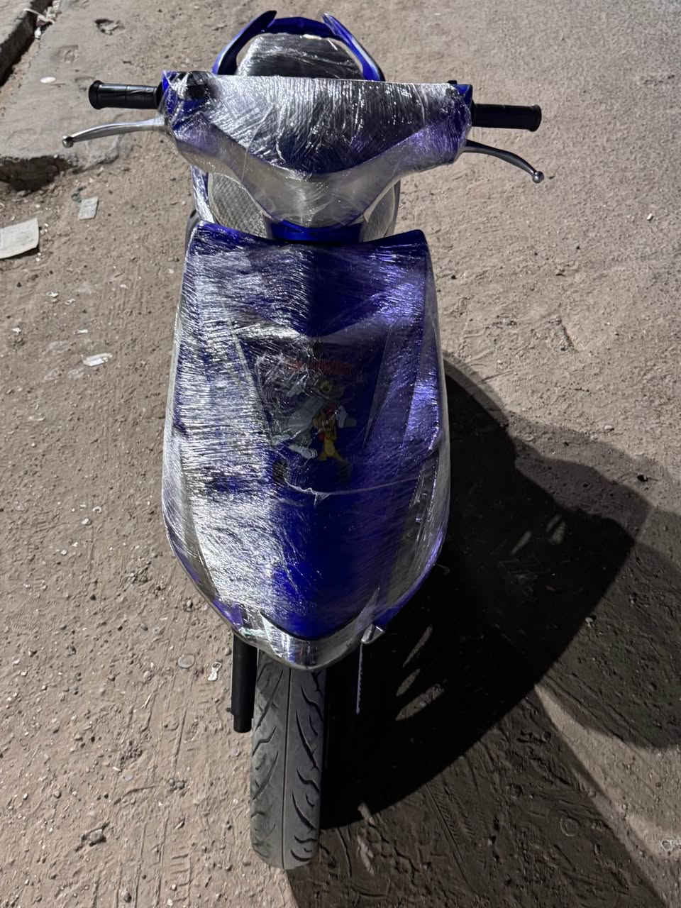 السلام عليكم 
ادرس 140 
كهربائيات شغاله 
نص نكره بأي وقت 
الدراجه بيهة نواقص 
سعرهة 275 وبيهة مجال بسيط 
مكاني العامريه بغداد 
*********** بغداد, العراق

