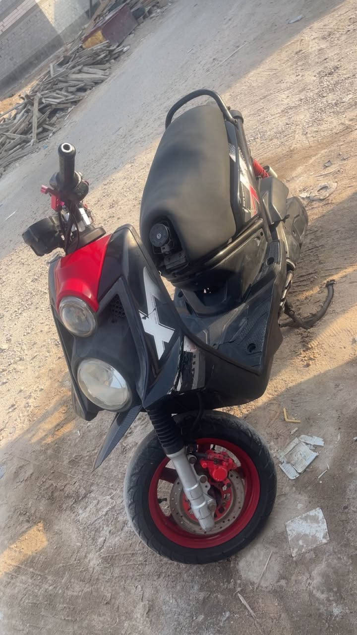 سكنز جبلي دراجه كفاله من كلشي 
مكينه بل كارتون شرط 
جيب وياك فيتر وفحص 
عنواني بصره *********** البصرة, العراق
