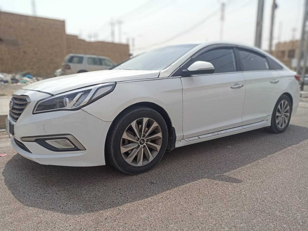 سوناته 2015 وارد امريكي ضربه جاملغ وبنيد ورشات صبغ 
موصفات فول معده فتحه سياره اكفله من كلبه وتجيه وصبغ لعام ولعيب شرعي فقط تجي تكلب وشوف بقناعتك حره تحويل ثاني يوم مصفره غرامات مكاني بناصريه حي شهداء شراي يتصل ‏‪***********‬‏ (سعر105 وبيها مجال

