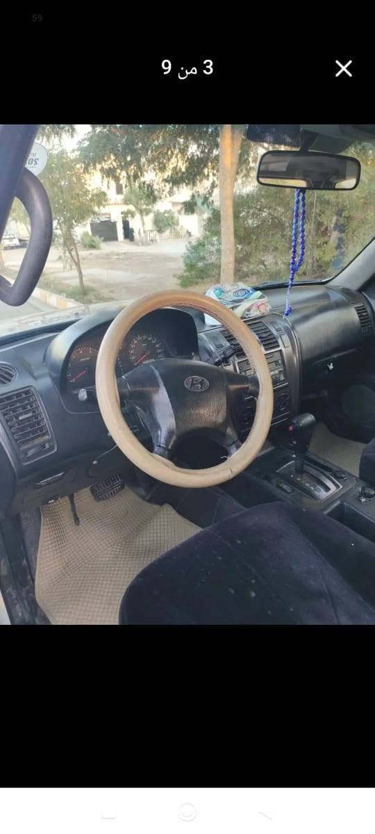 کوردی 

هۆندای تریکان مۆدیل ٢٠٠٢ ڕەقەم سلێمانی بۆنیدەکەی بۆ جوانی بەخمان کردووە و ٣ پارچەی بۆیاخە بێ ناو گرتن گێڕو مەکینەی بەتەیە سەنەوی تازەیە و بەناو خۆمانە بە شەرتی گێڕ و مەکینە و تەبرید و تەقەو ڕەقە سعری ٦٠ گەڵا و معامەلە
ناونیشان کەلار
 ***********
عربی
هوندای ترکان مودیل ٢٠٠٢ رقم سلیمانیە بیە ٤ قطع سبخ بدون دواخل كير مكينه بطه بشرط سنويه جديد بسمي سعر ٦٠ مجال مكان كلار
 *********** كالار, السليمانية
