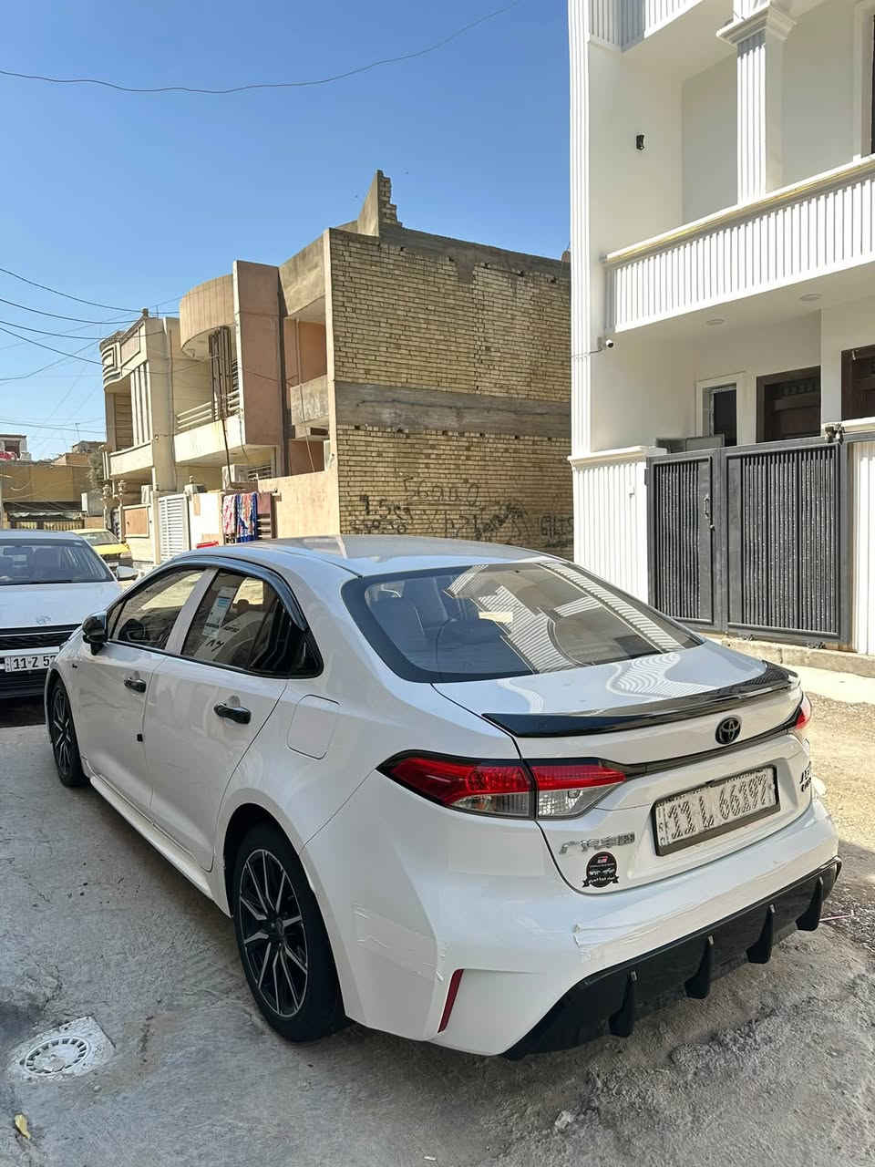 السلام عليكم
كورلا 2024 اس ادشن 

فتحة 

شاشة 

بصمة 

كشنات اسود خيط عسلي جدد 

جلد وكهرباء 

تايرات جدد 

بيها بنيد مبدل والحاملغ بي بارد بدون لا دواخل ولا تصليح بالشواصي 

السعر 143 وبيها مجال بسيط 

مكاني بغداد الدورة 

***********

