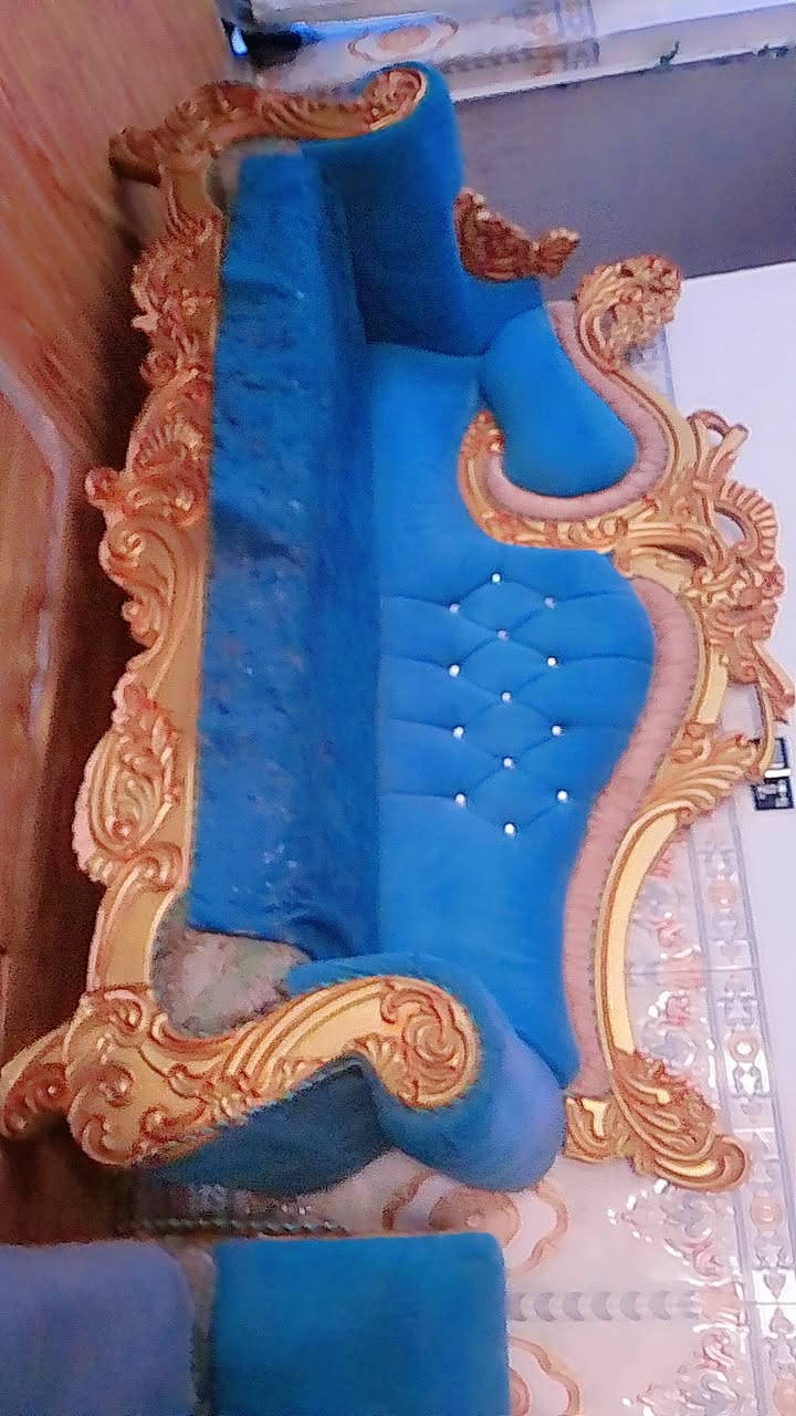 تخم ملكي للبيع 8مقعد سعر 300بي،مجال،مكان حله ***********
