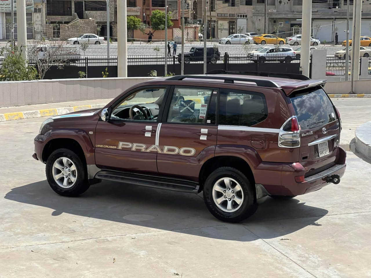 تيوتا برادو موديل 2006 زور خاوينه  زورتازه يه گيرو مه كينه ده بل ئه كسل به شه رت 4 پستونه ناو زه رده بوينت سبوغه له گه ل هه ردوو چاملي پيشه وه له سه ر كالبونه وه   بي ته عديل سارد 
سعر 135 
شوين كه ركوك 
***********
***********
تيوتا برادؤ موديل 2006 حيل نضيف بدون مصرف  كير محرك دبل اكسل بشرط  4 سلندر  داخل اصفر. بس بونيت صبغ ويا جاملغات امامي علي مود جلع  بدون تعديل  
سعر135 
***********
*********** كركوك, العراق
