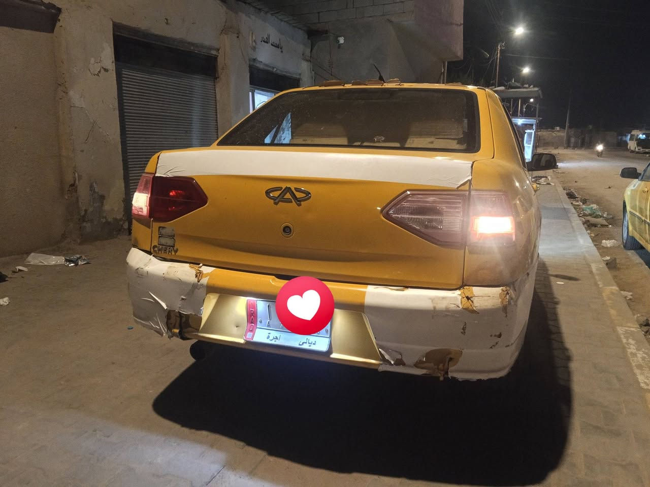 السلام عليكم سياره شيري كوين موديل 16سياره جاهزه للخير كلش رقم دياله سياره راعيهه ما اندله سياره عندي بيهه وكاله خاصه ومستمسكات الولد بيهه جاي اسوي مكاتبه وطلع بيهه شرط ترايك لبغداد وترجع اكفلك ياهه عشاير السياره   حداده فول تخم تاير صار سبوع من شاده الله شاهد تبريد بس الوجه مال الكمبريسر فقط تبريدهه ثلج كلش وحق الحسين سياره خير من الله شوفت عينك كهربائيات كلهه شغاله 
سعر 25وبيهه مجال السياره مال جناي بس حتاجيت وريد ابيع 
رقمي ***********
