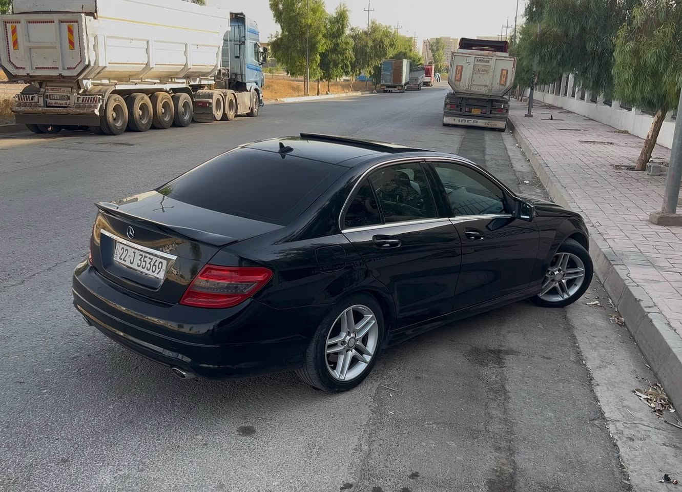 بسم اللە الرحمان الرحیم
مارسیدس سي کلاس ٣٠٠ مودیل ٢٠٠٨ فول مواصفات
سیارة شبابية و کلش جمیل
حیزام صبغ للجمالیة کلشي بشرت
سعر ٩٨ ورقة رقم تلفۆن / *********** أربيل, العراق
