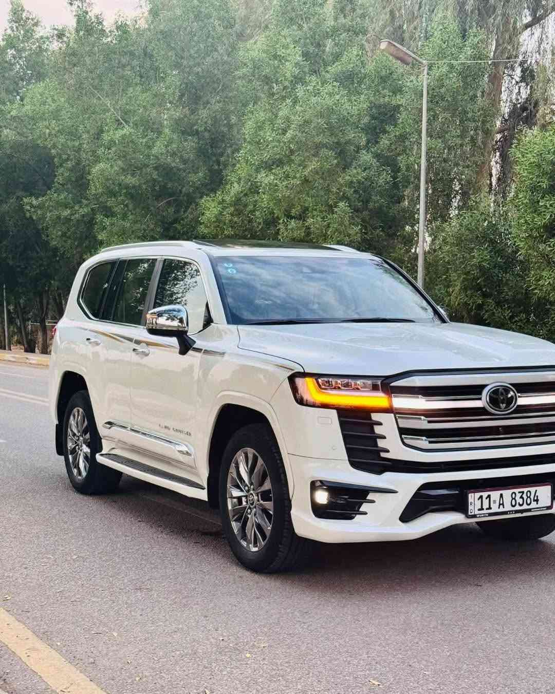 لاندكروز VX • موديل 2024 • ماشي 49 الف