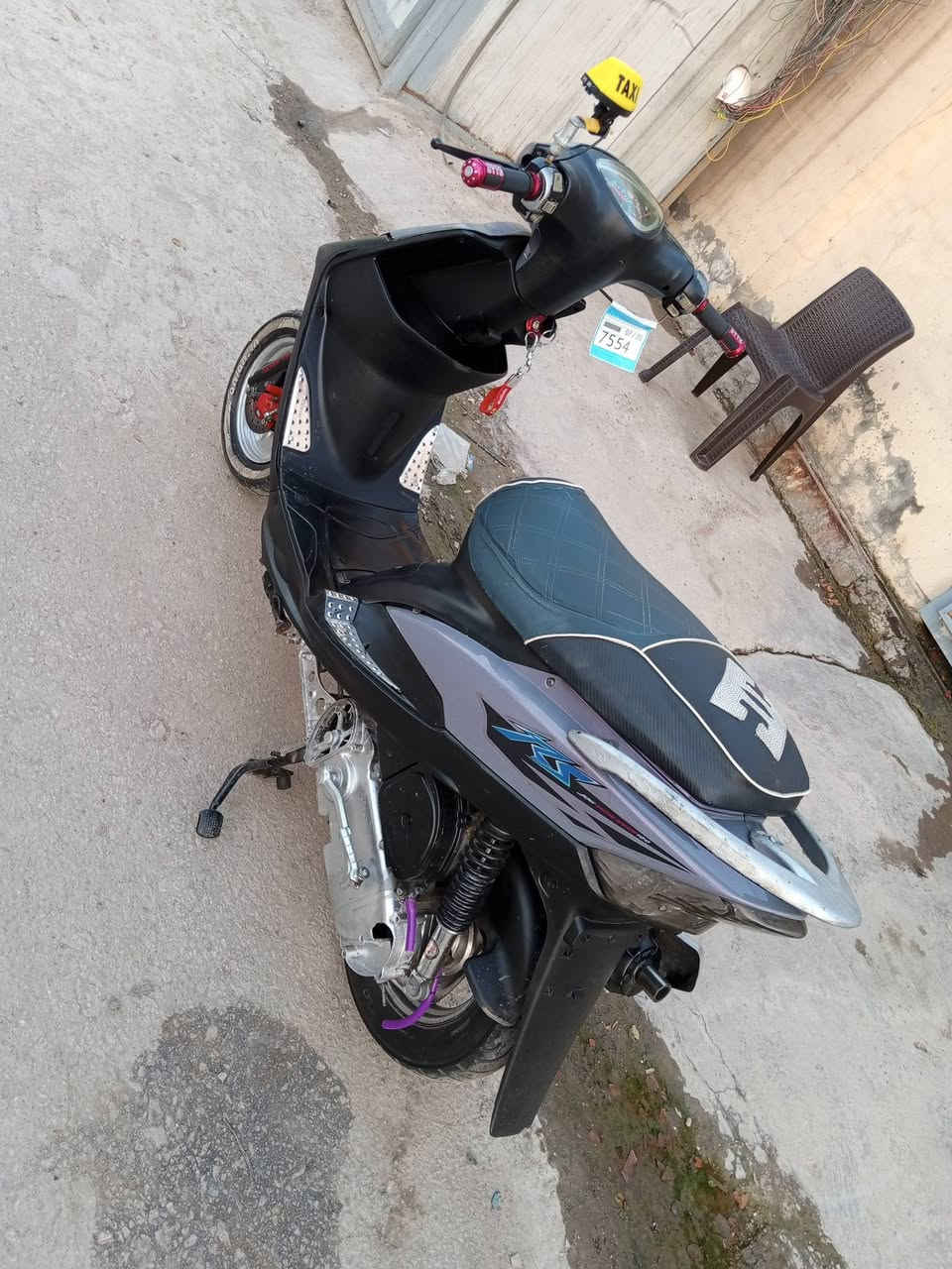 دراجة ماكس عدلة لونهة بنفسجي طافي الدراجة لعابة بيهة يدات رياضي كلج خلفي رياضي صالنصة رياضي اف ام اب بي ثري فلتر شوتة فلتر بانزين الدراجة خير من الله مال واحد يطلع بيهة المحل ويرجع ثق ب اللة من ارجع للبيت والكة اثر تراب العفو الحذاء مالتي كبل امسحهة سعرها 700 وبيهة مجال للشراي مكان بغداد الدورة ابو دشير ***********
