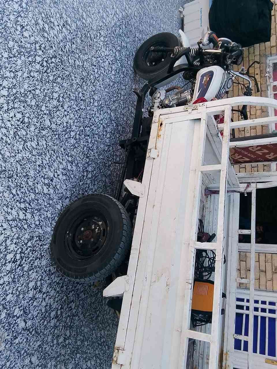 سلام عليكم ستوته للبيع موديل 2018 ستوته حلوه كهربائي كله شغاله او سلف الستوته حلوه ناعمه مكان ناصريه سوك الشيوخ هاذه رقم ***********

