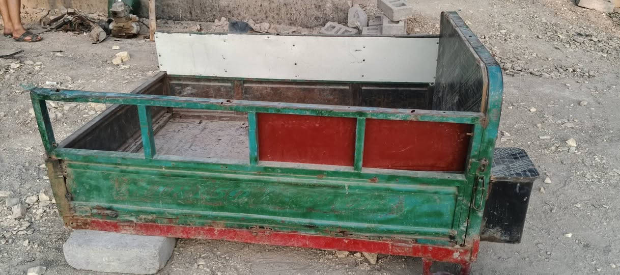 سلام عليكم
غراض ستوته الليع بديه واكسن ومكينه 
مكاني قضاء المدينه
الستفسار ***********
