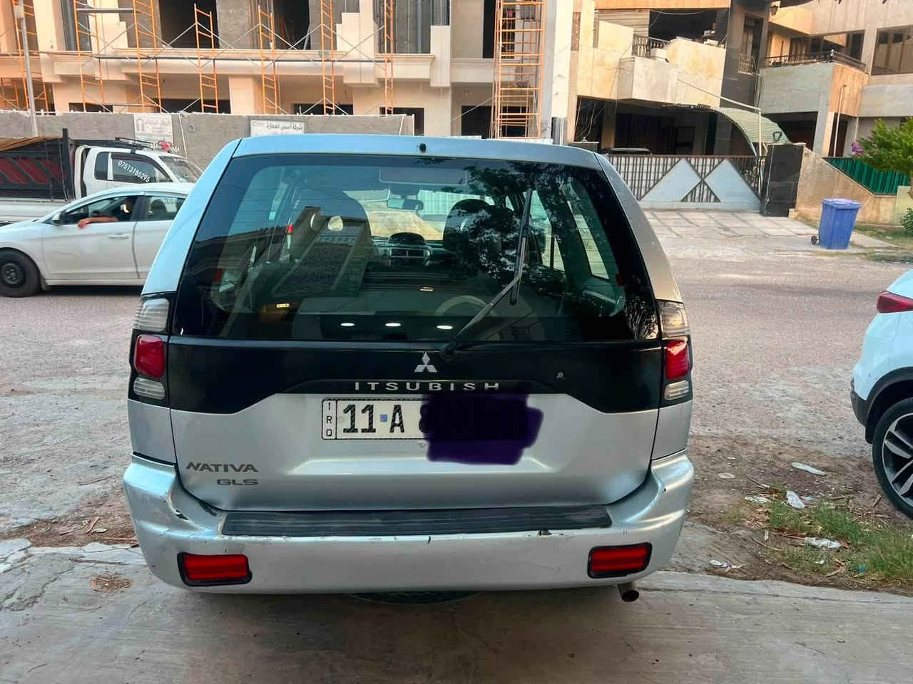 السلام عليكم للبيع سياره متسيوبيشي ناتيڤا موديل ٢٠٠٨ اللون رصاصي سياره نظيفه .مابيها صبغ او بارد او ضربة عدا الدعاميات  .
محرك گير بلادي . تبريد ممتاز . هزه وسنويه جديده.رقم بغداد . 
 سعرها ٩٠  ورقه  
العنوان بغداد الحارثية  للاستفسار الاتصال على الرقم: ***********
