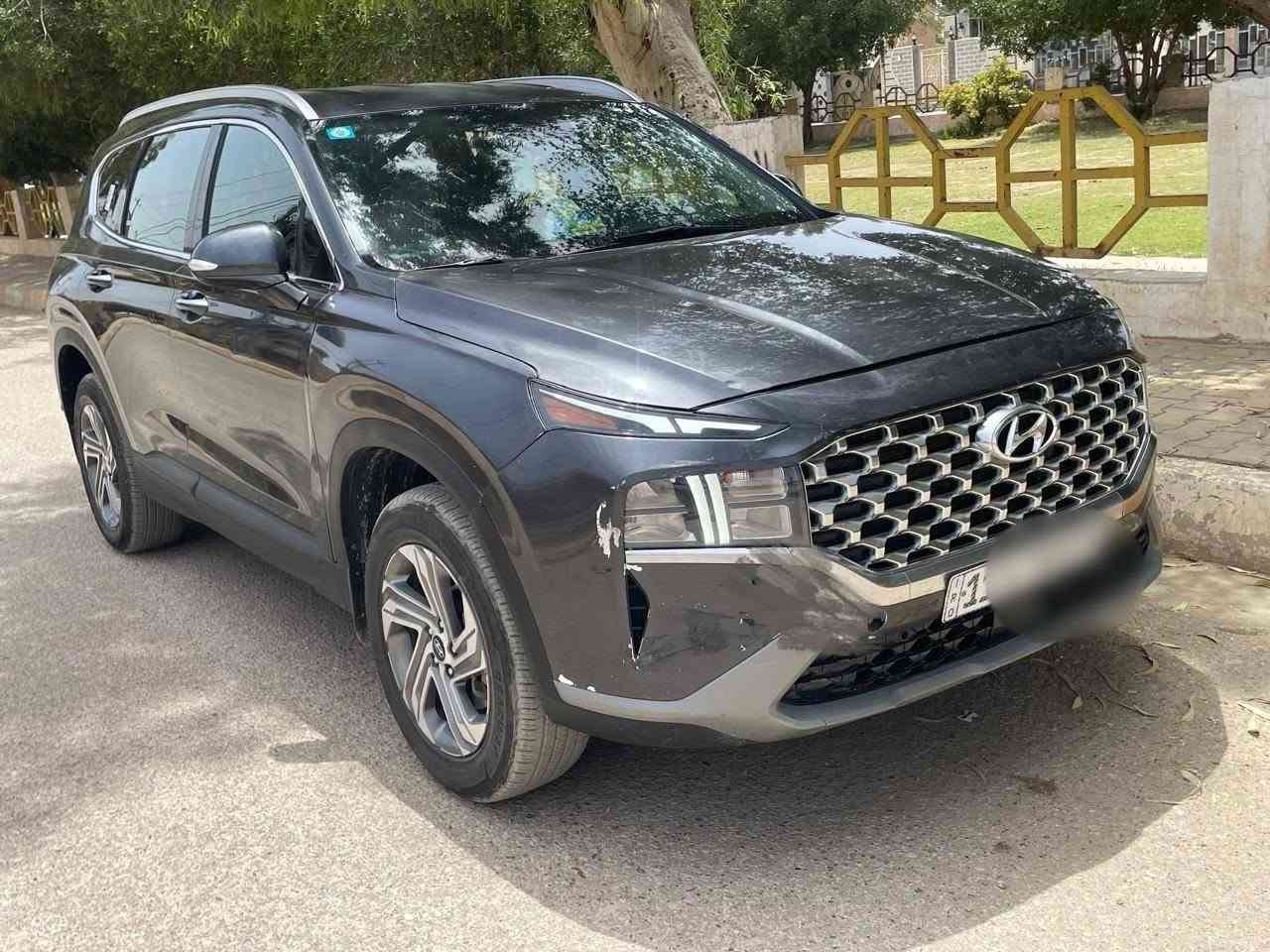 السلام عليكم
هيونداي سنتافي 2023 للبيع
Hyundai Santafe 2023
رقم بغداد الجديد بأسمي
كير ومحرك وحجر بيئة بشرط 
4سلندر _ 2.5L

مواصفاتها⬇️
بصمة _ابواب بصمة
شاشة كبيرة _كاميرا خلفية 
تحديد المسار _ مثبت سرعة 
قطعتين تبريد _3 انظمة قيادة
Auto Hold
وبيها هواي مواصفات بعد....
للاستفسار اكثر الاتصال  📞
*********** 
***********
