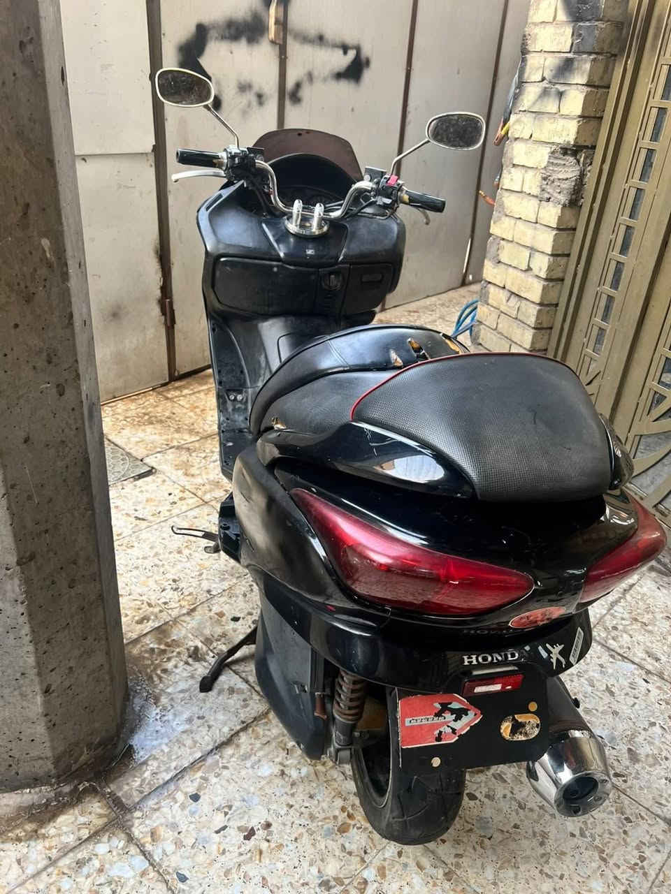 08 شغاله نكره عوزها بس  جويتر يخربط  رون فقط   سعر 700 وبيها مجال للشراي  مكاني بغداد دوره  ***********
