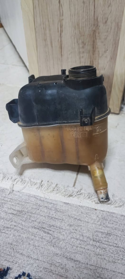 دەبەی ئاوی ڕادێتەری سارە بە پانزە هەزار بیلادی شەریکە ژمارە‌:***********
