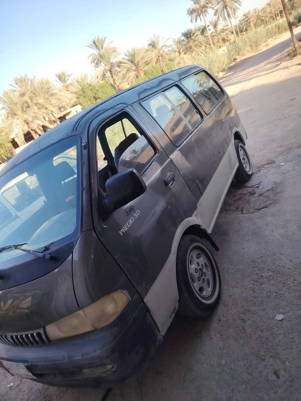 السلام عليكم بريجو مديل ٢٠٠١للبيع رقم بغداد الي يحب يستفسر ع هاذه الرقم /***********
