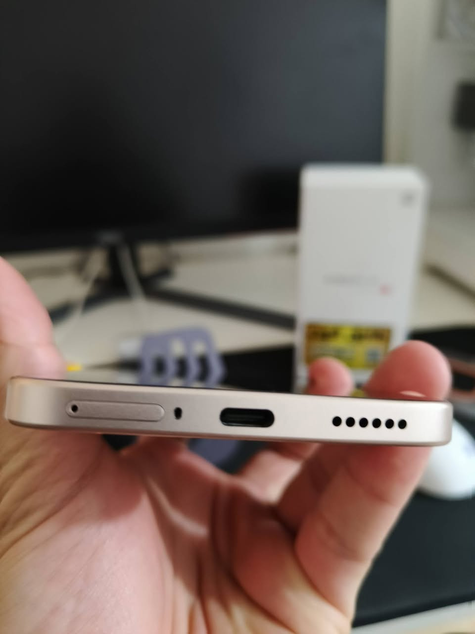 مساء الخير 💚🧡♥️

للبيع فقط بدون مراوس السعر قفل نهائي دينار ما ينزل
Xiaomi 15T 512gb شمباني

شاومي 15T تي فقط نظافة 100% يلمع الجهاز كامل ملحقاته كفرين ويا ذرة شخط مابي السعر نهائي لحد يعاملني 550 الف دينار ما ينزل مكاني بغداد الحرية متوفر توصيل ***********

