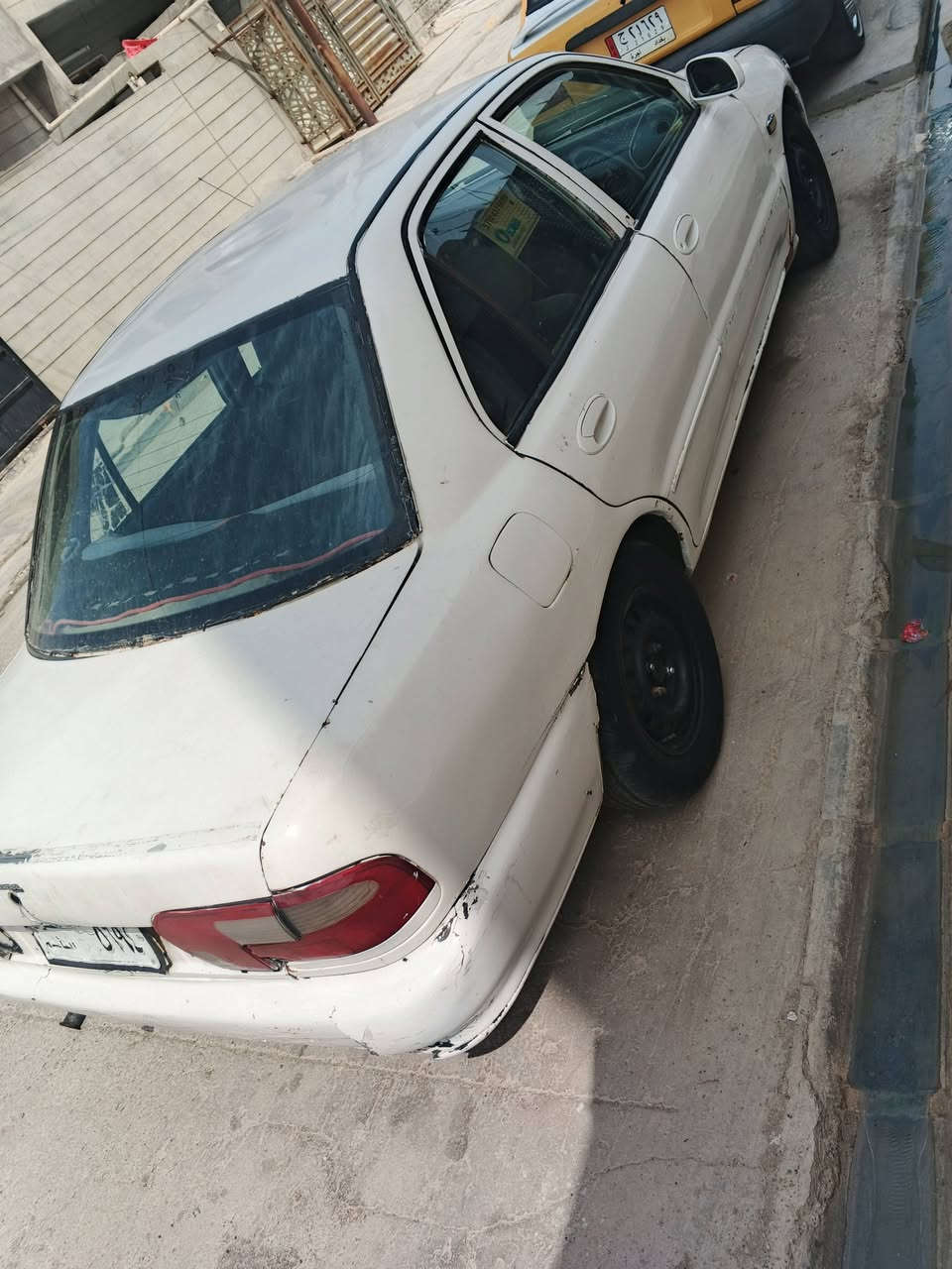 س ع بيروتون 2002 سنويه كارتوني نافذه بل2017كير محرك صدر مابيها عيب والكشر كدام العين راعيه بغداد ماندله ابيع  بدون طلب وبدون سرقه مكفواله سعر 12ورقه مكاني كركوك ***********
