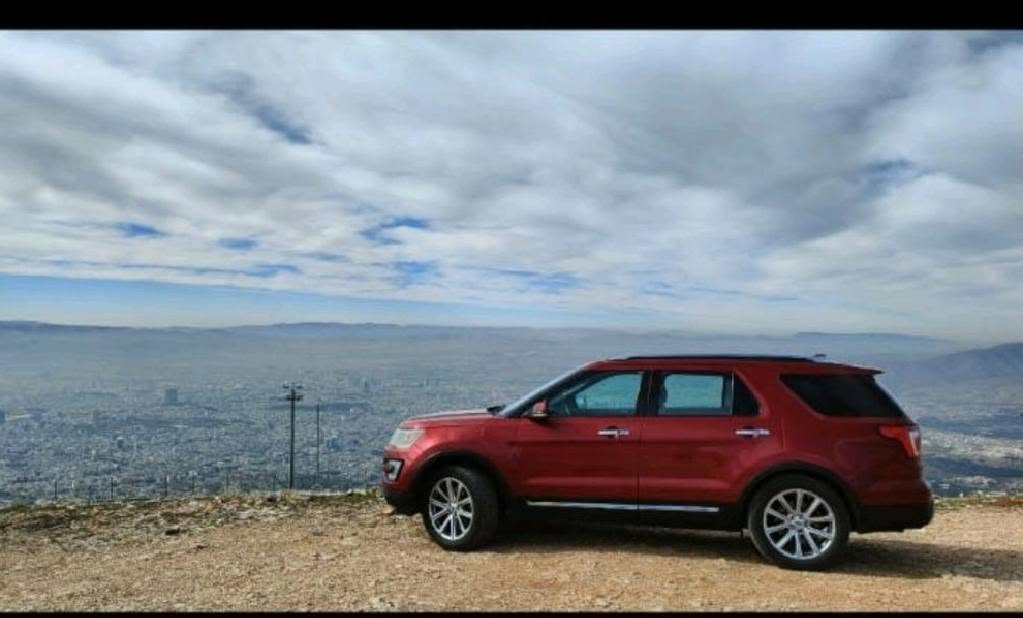 FORD EXPLORER 2017 LIMITED
السيارة فوول مواصفات فقط بدون فتحة 
ماشية 130 الف ميل قابل للزيادة 
رقم سليمانية بأسمي تحويل مباشر 
صورة الحادث مرفقة 
جميع الايرباگات سليمة 
المواصفات كثيرة
السيارة تحتاج الى شغلات بسيطة 
السعر 175 قفل 
***********
