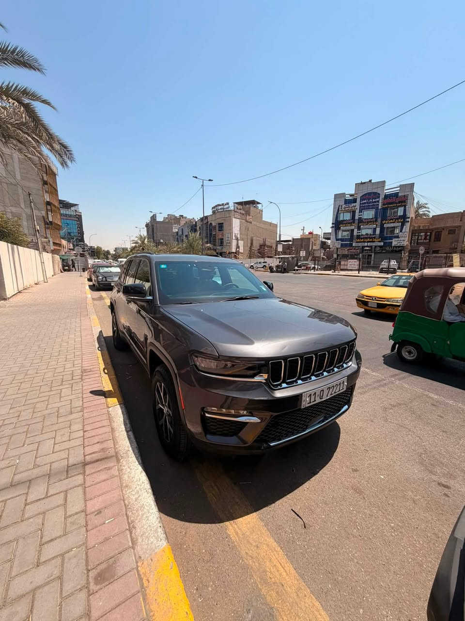 السلام عليكم جيب للبيع او مراوس حسب القناعه مديل24
ماشيه 10 الاف 
فول لمتدا عدا للفتحه 
كشنات كهرباء وتدفئه 
ستيرن تدفئه 
جنطه كهرباء
شاشه جبيره 
كير موس 
اربع وضعيات قياده 
عنوان شارع *********** شارع المغرب

