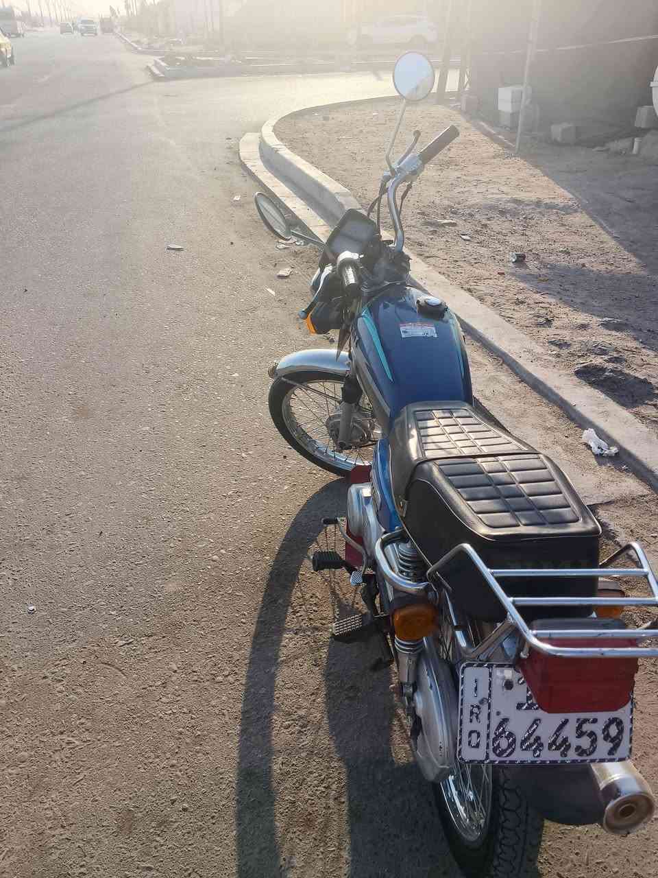 دراجه نامه شلامجه مديل ١٩ سنويه بسمي انگليزي لل٢٠٣٠ تعمير كامل من طول للطول دراجه شغاله من الطول للطول سعرها مليون و٧٥٠ عنوان بصره زبير رقم ***********

