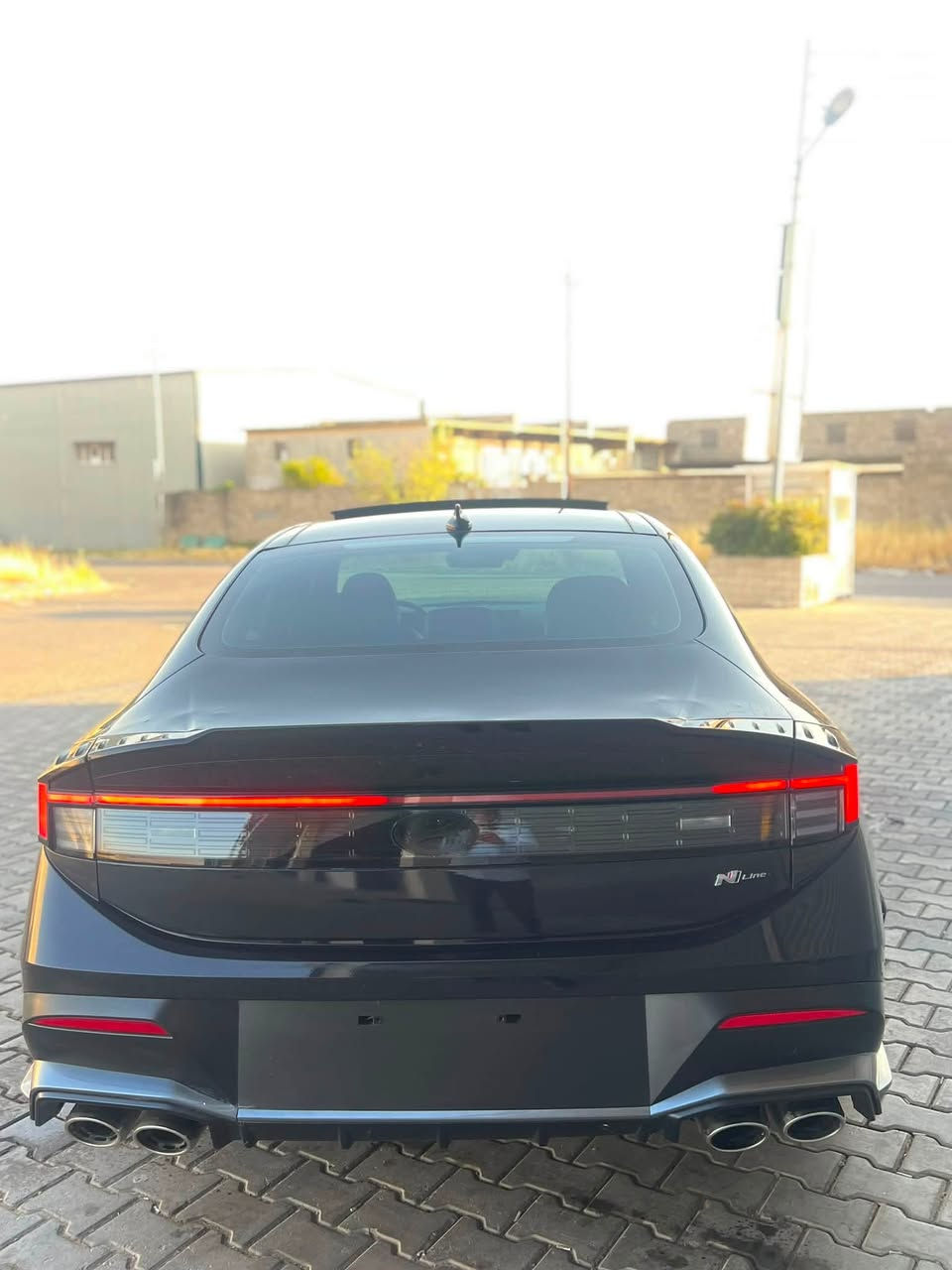 سلام عليكم
🔥🔥 هيونداي سوناتا Hyundai Sonata N line 

✅• مـوديـل 2025

🔥🔥• ماشـي 6الف ميل فقـط

🔥السعر 210 $$

🔥🔥• فوول مواصفات 
(ريموت كنترول، صندوق شفط، سماعات bose، كشنات تدفئة و خزن، رادارات 360 درجة، حساسات 360 درجة، كاميرا، شحن وايرليس جارج اي مواصفات صنعتها الهيونداي موجودة بهاي السيارة)....

• محرك 2500 تيربوو  
🔥🔥• السيارة بچم كبس
• شوية  صندوق صبوخ
✅• ايرباكات سليـم 100%
• بدون دواخـل 100%
• السيارة  بدون رقم بشرط الترقيم شمالي 
• مكان السيـارة السليمانية
📞***********
واتساب موجود للإستفسار
