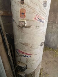 سخان نوع الطحان بسعه 220 لتر ويحتوي على دبل هيتر مستعمل اقل الشهر للبي...