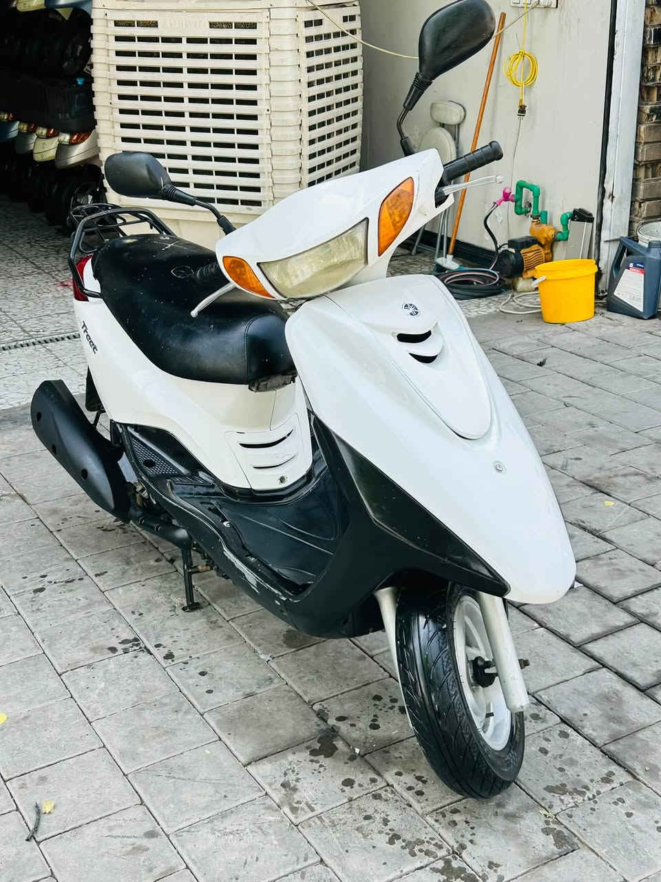 دراجه اكزز نضيفه كامله كهربائياتها كلها شغاله ماشيه 30 الف حقيقي سعر 1،575 العنوان شارع فلسطين الضلال لاستفسار
***********
