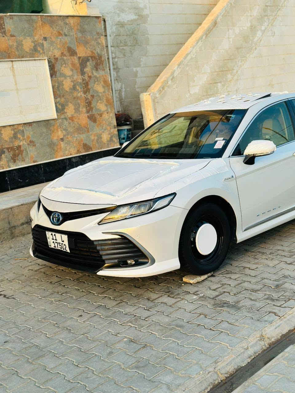 سلام عليكم كامري ٢٤ لبيع سياره فول عبد الطيف هيبرد  ماشيه ٧٨ الف بيه بارد بل باب وجاملغ الخلفي جهت السدر رقمه بغداد بسمي ثاني يوم ادورلك الرقم *********** مو شراي له تعبني بروح الحسين وله تكلي تعال لفلان محافضه تريد تعال لسماوه وتدلل سعره ٢٢٥ بيه مجال بصيط
