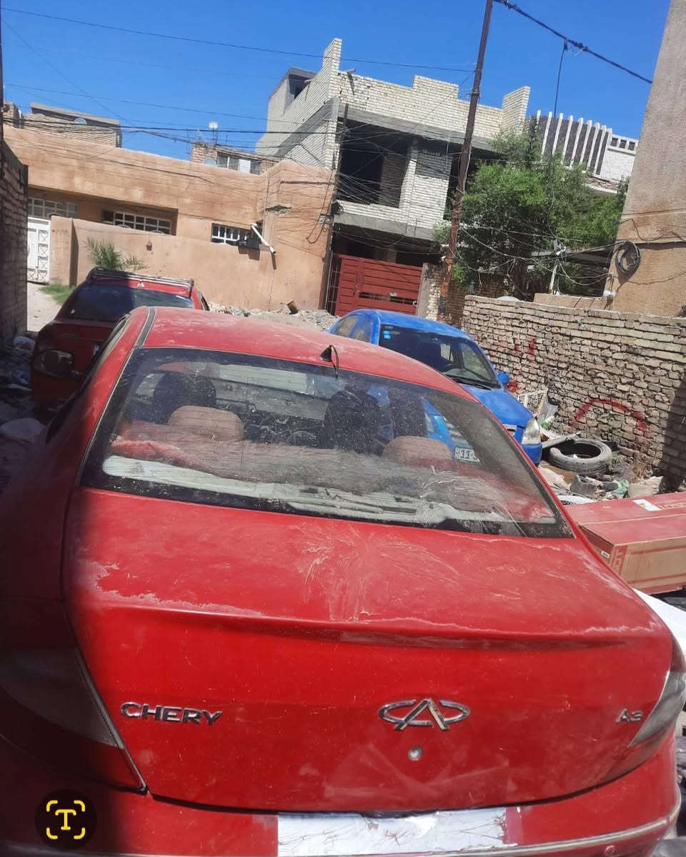 بوب اربعة وجنطة وبطاين ومكاين جام ودعامية خلفية ودشبول كامل  ومرايات جانبية  للبيع اتصل على الرقم ***********
