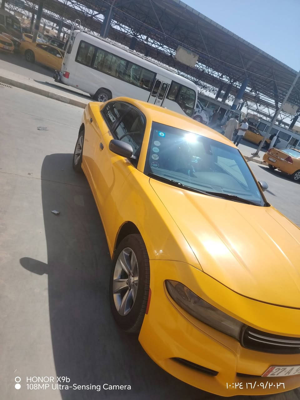جارجر البيع 16 معلايه 20 سياره جاهزه البيع مراوس 
سعر 160 ///***********  سياره بيه 3 قطع بدون دواخل ويرباك

نص مكتوب في الصور:
- HONOR X9b
- 108MP Ultra-Sensing Camera
- ١٠:٢٤ ١٦/٠٩/٢٠٢٦
- O HONOR X9b 108MP Ultra-Sensing Camera ١٠:٢٤ ١٤٠٦/٠٩/٢٠٢٦
- HONOR X9b 108MP Ultra-Sensing Camera 10:24 16/09/2026
- HONOR X9b 108MP Ultra-Sensing Camera 10:24 2024/09/16
- HONOR X9b 108MP Ultra-Sensing Camera 10:24 2026/09/16