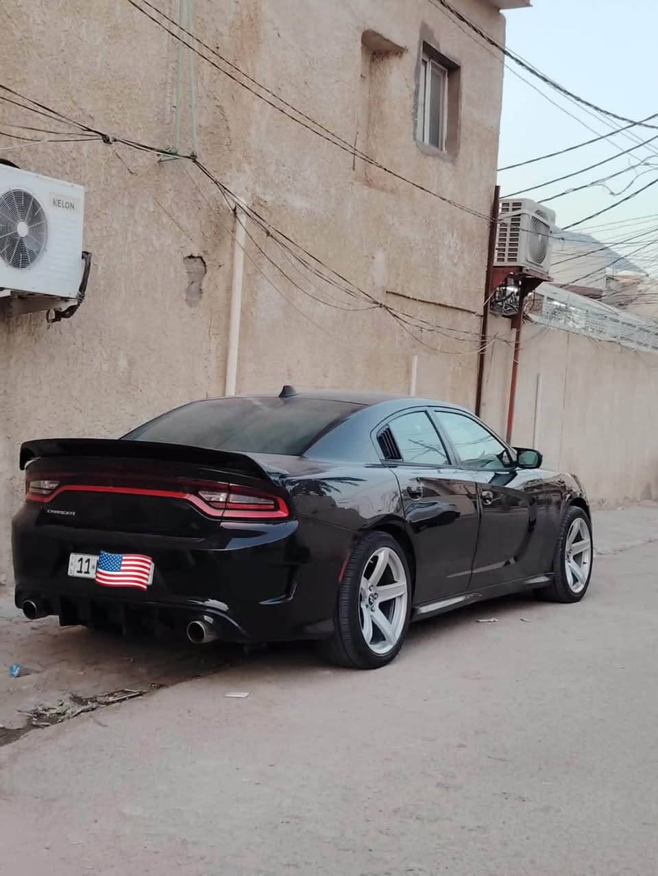 سلام عليكم
للبيع جارجر موديل 2016   V6 مكينه 3600 اصل. رقم بغداد  انكليزي بسمي مداور 

سياره كندي كلين تايتل  داخله هنا بالعراق بيه جاملغ فقط وبنيد محدث  رياضي اصلي شرط

سياره كلش جديده  ونظيفه كلش 

سياره  محدثه كله اصلي  SRT

سياره مكينه وكير كلش جدد 

حداديه هستوني مبدله 

منظومه تبريد جديده كامله 

ويل وتخم تاير اصلي هستوني شادله 

مواصفات :

 بصمه 

شاشه جبيره اصل 

كير طياره 8نمر 

كشنات حضن  

داخل ابيض جلد اصلي 

ويل خسفه قويه 9.5 انج اصلي  سعره 800$

 منظومه زنون اصلي  شرط   سعره300$

السياره ماشيه105mi

 سياره كلش جديده وشرط نظافه ١٠٠/١٠٠

مابيه اي نقص 

السعر ب154  وبيه مجال قليل واذا مراوس فقط امريكي 

 مكاني نجف _كوفه 

للاستفسار الاتصال 

***********
