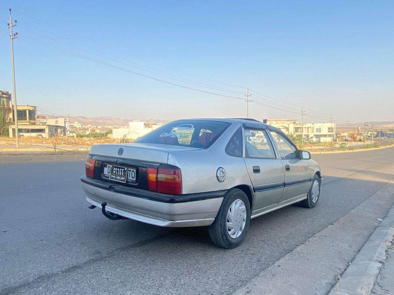 كورولا • ١٩٩٠ • رقم أربيل