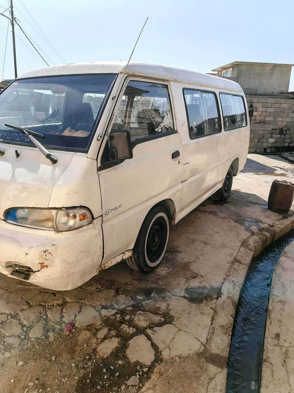 سلام عليكم مكلف بنشر  كيه 2004 للبيع اي استفسار اتصال ع رقم ***********
@إشارة
