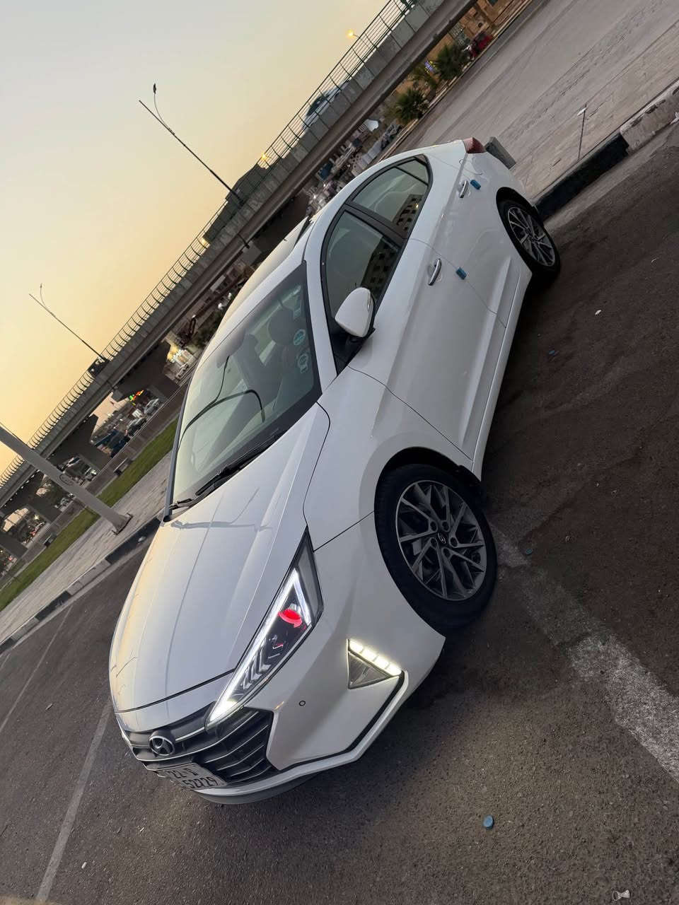 النترا 2019 خليجي فول مواصفات بصمه وفتحه وجلد رقم اربيل سنويه جديده ورقم جديد كفاله عامه عدا بارد ما يبين شرط سعر 148 مكاني بصره تحسينيه للاتصال *********** البصرة, العراق
