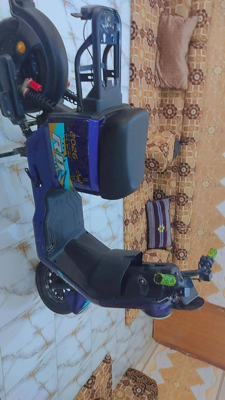 دراجه ار 11 البيع  
سرع 120 
6 بطاريات
موديل 2026
تمشي 60 كم/
وسعر خاص 
***********وتساب
...................................
