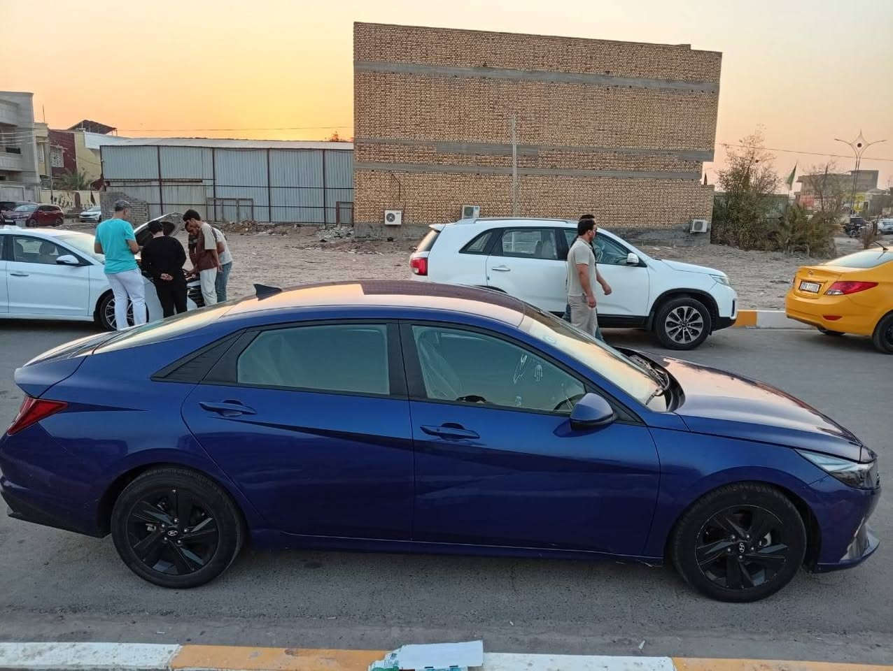 هونداي النترة موديل ٢٣ وراد امريكي بيها تبديل صفحة كاملة نفس اللون بدون صبغ بيبان ٢ وجاملغ امامي نفس اللون بدون صبغ رقم ذي قار معوقين السعر ١٣٠وبيها مجال ***********
