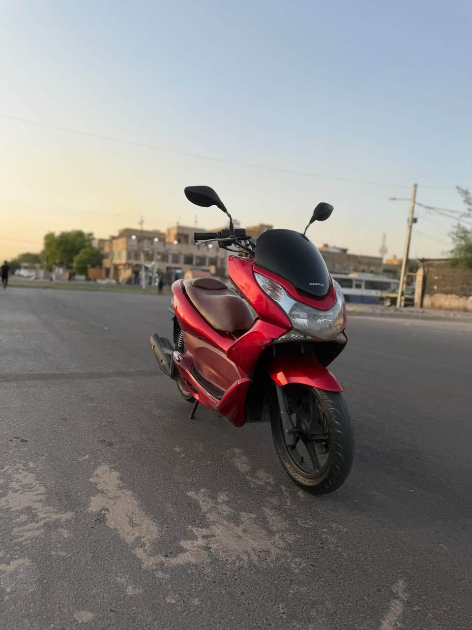 سلام عليكم دراجة PCXياباني    دراجة خذتهه رمبة بعدهه وضع لبلاد كله شغال
يدات تدفئة حساس زدحام حرفA ستان حساس اريدهه مليون300بيه مجال بغداد مدينة الصدر ***********
